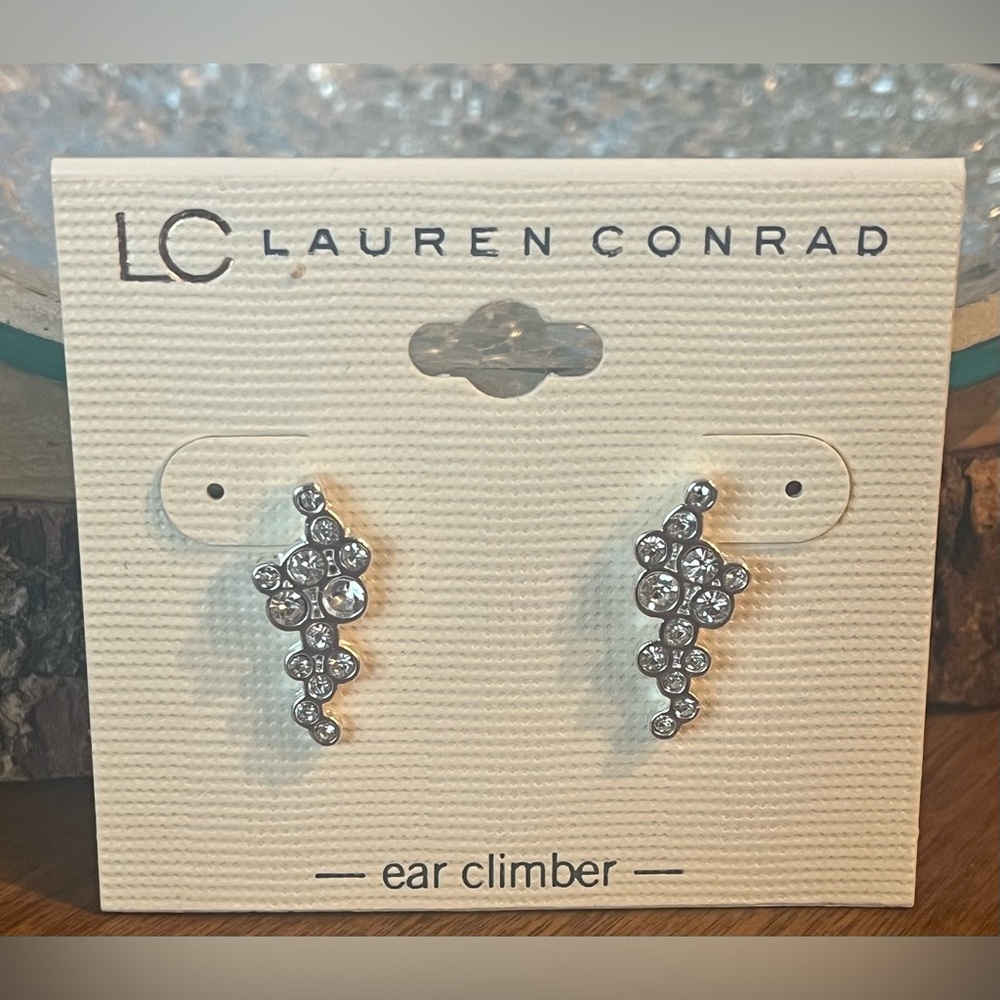 LC Lauren Conrad Ear Climber Earrings Silver-tone & Rhinestones New with Tags - Picture 3 of 3